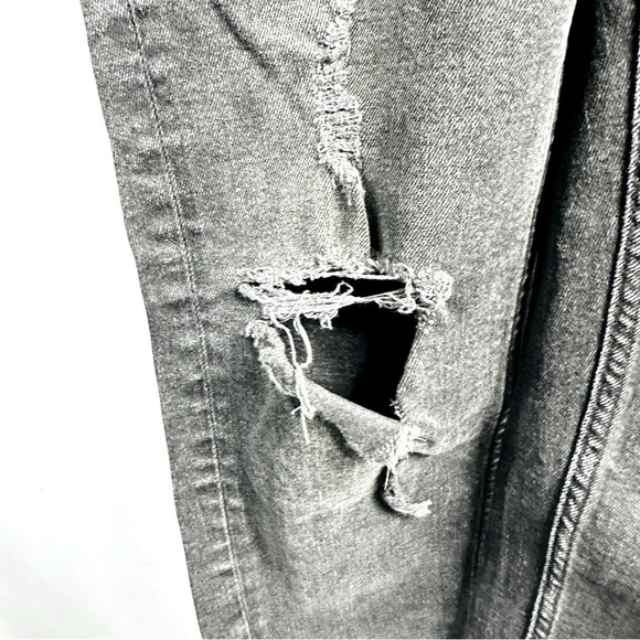 Zara Basic Z1975 US Size 4 Black Wash Distressed Denim Skinny Jeans - Picture 7 of 8